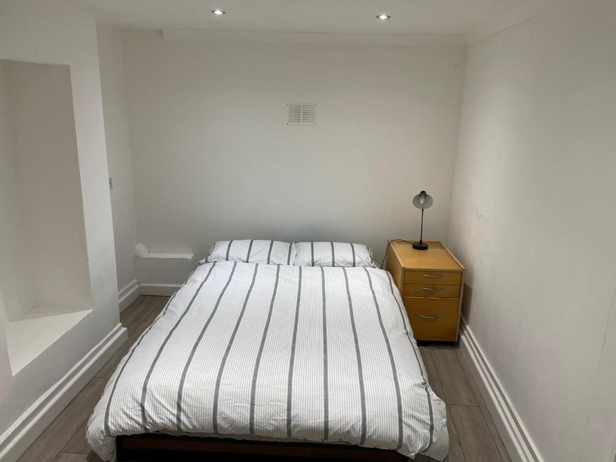Plough Way Flat Apartment London Ngoại thất bức ảnh
