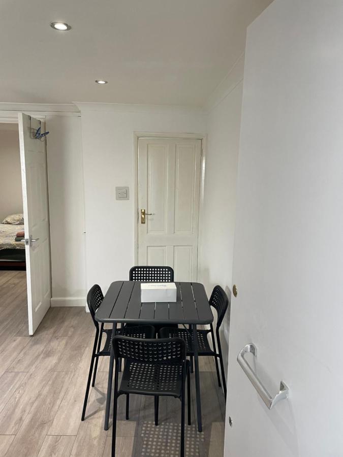 Plough Way Flat Apartment London Ngoại thất bức ảnh